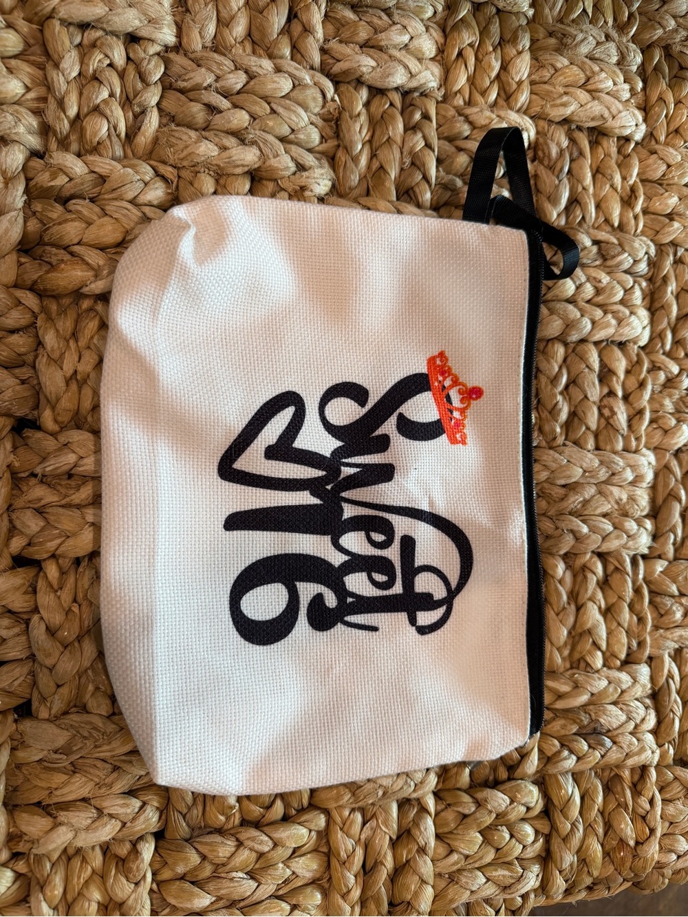 UNKNOWN BRAND White ‘Sweet 16’ Script Cosmetic Pouch with Black Trim